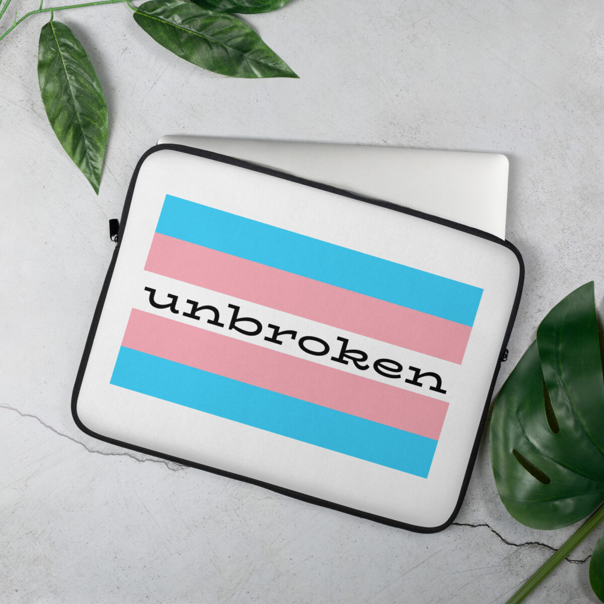 “unbroken” Laptop Sleeve